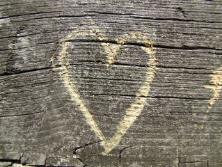 Wooden-heart-1-1173540