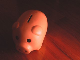 Piggy-bank-1428097