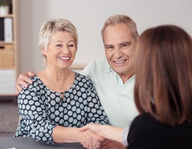 couple meeting with a New Jersey estate planning attorney